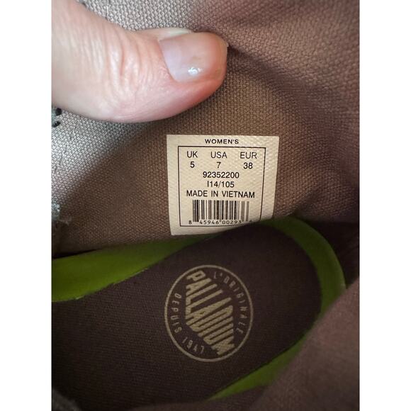 Palladium Pampa Hi Boue Boot Womens sz 7 gray - Picture 8 of 10